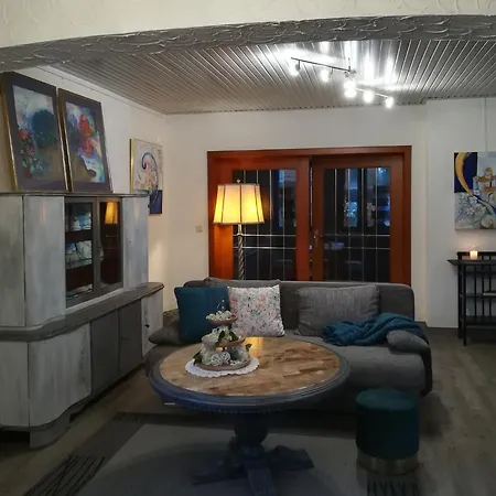 Haus Hirt-nettetal *